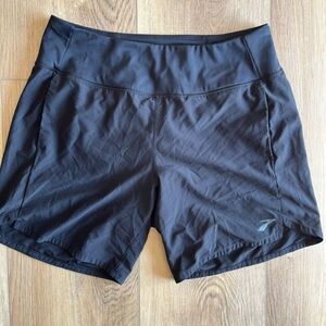 Chaser 7” Brooks running shorts